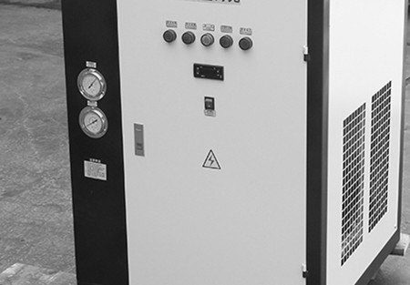 工業(yè)冷水機過熱會產生哪些危害？